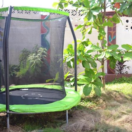 Fully Aircondition 3Bed Villa- A C- Wifi- Hotwater Freetown Exterior photo