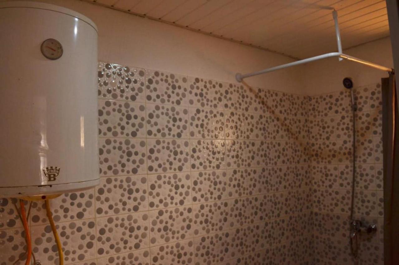 Fully Aircondition 3Bed Villa- A C- Wifi- Hotwater Freetown Exterior photo